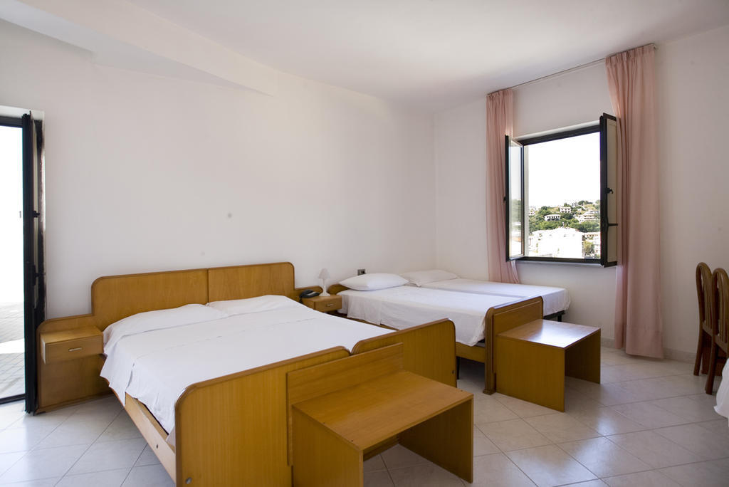 Hotel Vittoria Sapri Quarto foto