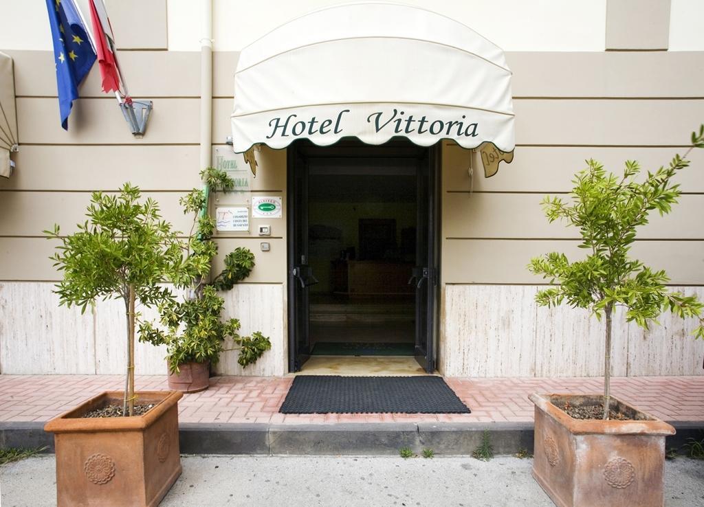 Hotel Vittoria Sapri Exterior foto